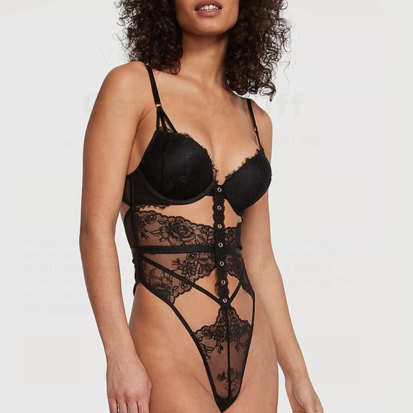 NWT Victorias Secret black VERY SEXY Bombshell Rose Lace & Grommet Push-Up Teddy